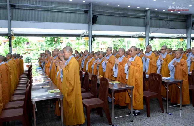 Khoa tu sang 15-9 tai HVPG- LMX (4).JPG