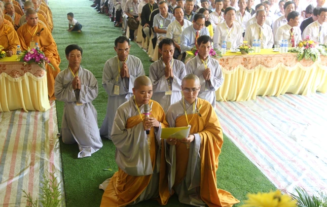 Trung Lập - Phát Nguyện.jpg