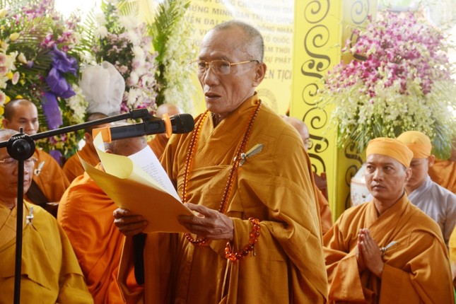 Huệ TRí..jpg