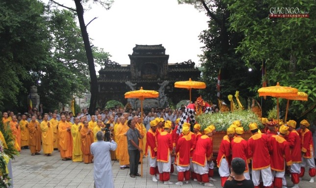 Thành kính tưởng niệm chư tôn giáo phẩm viên tịch ảnh 1 25.jpg