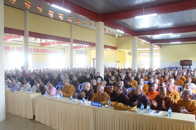 Đồng Nai: 600 Tăng Ni tham gia khóa bồi dưỡng trụ trì ảnh 5 IMG_0964.JPG