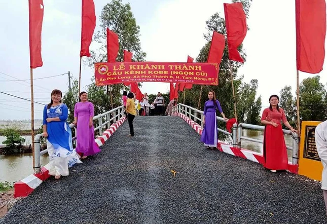 Qc cau kenh Ngon cu.jpg