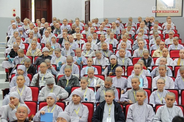 TT-Huế: Tập huấn về biến đổi khí hậu cho Tăng Ni sinh ảnh 6 4.jpg