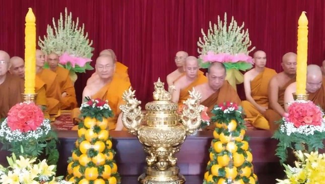 chua Buu Long (1).jpg