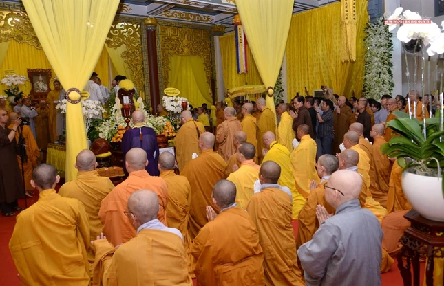 Tang le HT Vien Giac GNO (2).JPG