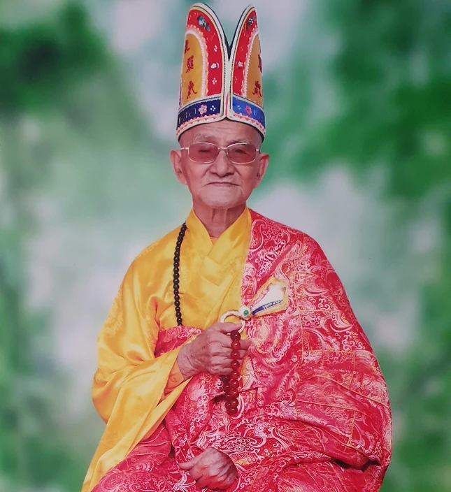 Chân dung HT Thiện Huệ.jpg