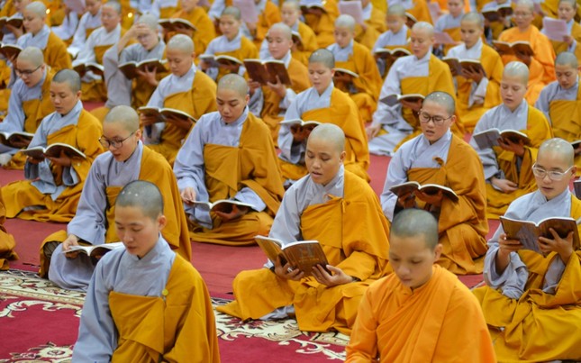 Cầu nguyện cho 39 bà con người Việt tử vong ở Anh ảnh 9 HUY_0087.jpg