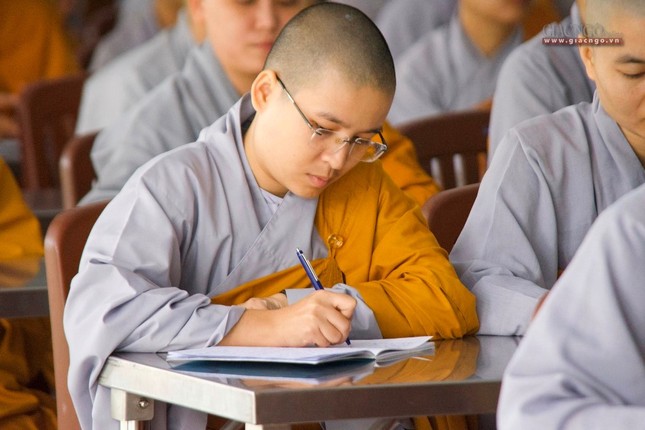 Khóa tu An lạc tại Học viện Phật giáo VN - TP.HCM ảnh 4 Hvien03.jpg