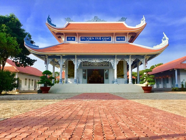 Về việc tu học ở Viện Chuyên tu Tuệ Giác ảnh 3 atuegiac6.jpg