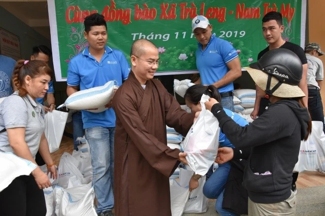 74799793_2577590815656959_3435629822804492288_n - Copy.jpg