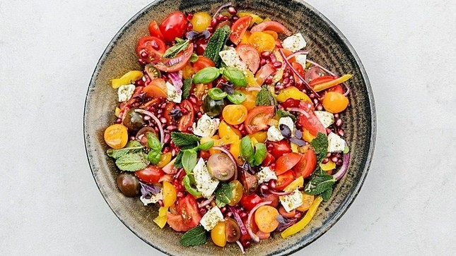 Người thiếu máu nên ăn cà chua, ngũ cốc nguyên hạt ảnh 1 a-1571899338-4762-1571899811_jpg.jpg