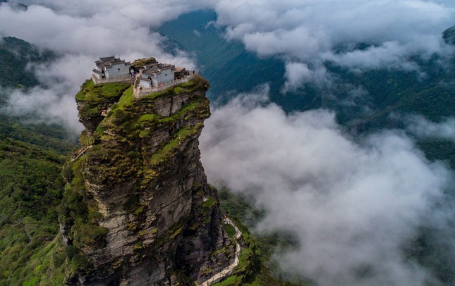 Những ngôi già-lam bồng bềnh trên biển mây ảnh 10 10.jpg