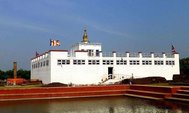 Sắp có sân bay quốc tế gần thánh tích Lumbini ảnh 1 chua Maya Devi o Lumbini.jpg