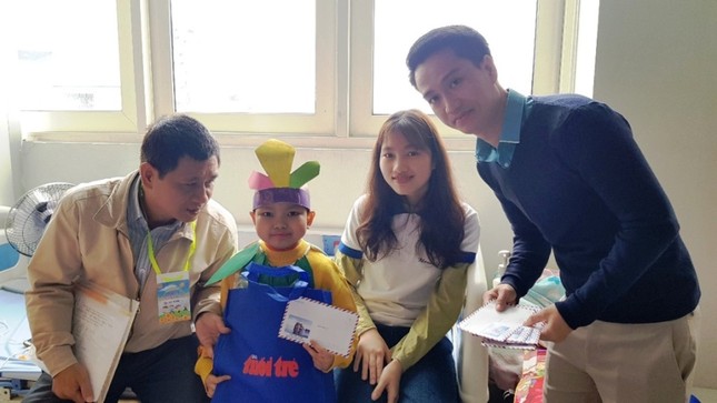 Hoahuongduong (2).jpg