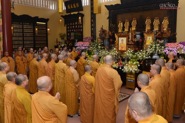 Tưởng niệm Đại lão HT.Thích Trí Quang tại chùa Ấn Quang ảnh 5 5aq.jpg
