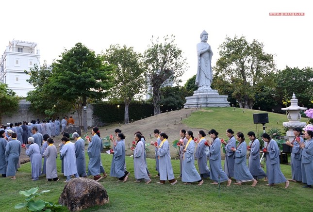 Le via Phat A Di Đà  (11).jpg