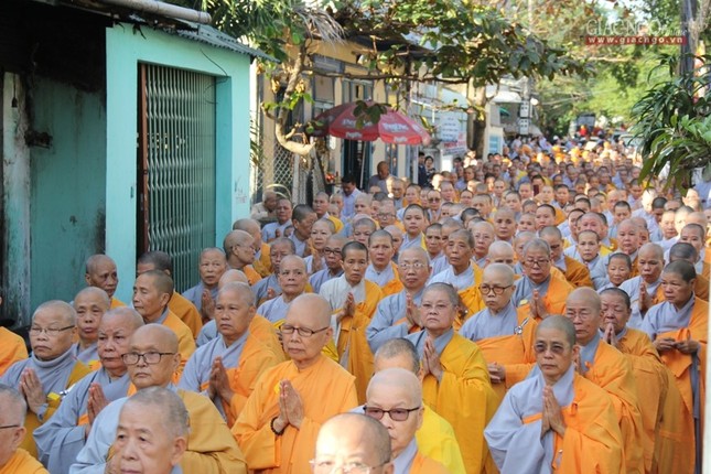 Cung tống kim quan NT.Thích nữ Diệu Tấn nhập bảo tháp ảnh 17 20.jpg