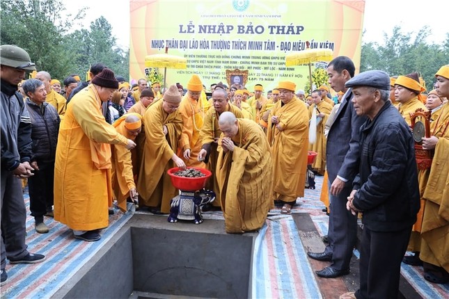Lễ tưởng niệm, nhập bảo tháp Trưởng lão HT.Thích Minh Tâm ảnh 10 IMG_22122019_35.jpg