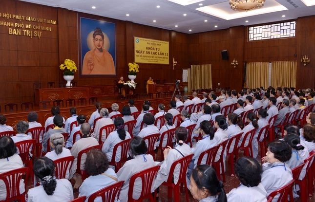 Khoa tu MNAL tai VNQT (2).JPG