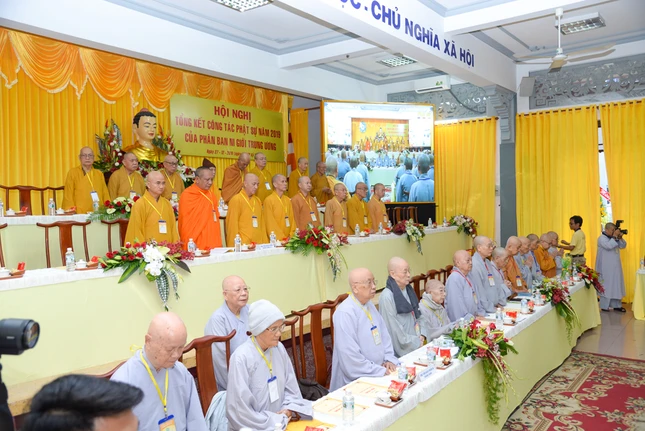 TP.HCM: Phân ban Ni giới T.Ư tổng kết Phật sự 2019 ảnh 7 HUY_0009-7.jpg