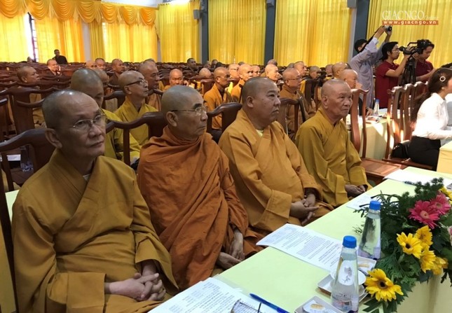 Năm 2019, có 1.700 nam nữ Phật tử xuất gia ảnh 5 tangsu5.jpg