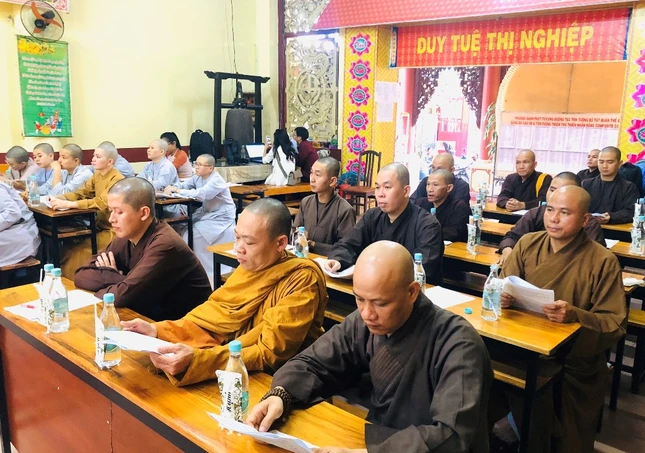 Ban Hoằng pháp T.Ư tổng kết Phật sự 2019 ảnh 4 H4.jpg