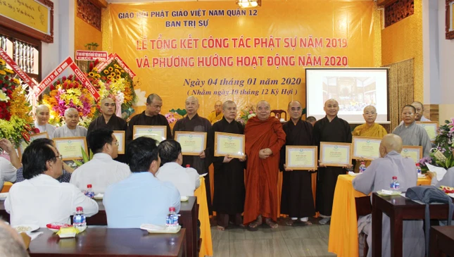 Phật giáo Q.12: Năm 2019, gần 15 tỷ đồng làm từ thiện ảnh 4 10q.JPG
