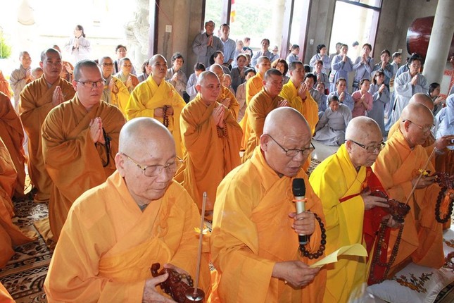 Bổ nhiệm trụ trì, an vị Phật chùa Nhân Quả ảnh 3 nhanqua 4.jpg