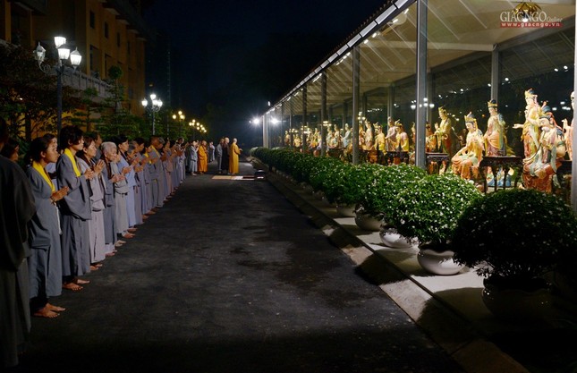 An vị 33 tôn tượng Quan Âm (1).jpg