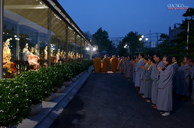 An vị 33 tôn tượng Quan Âm (8).jpg