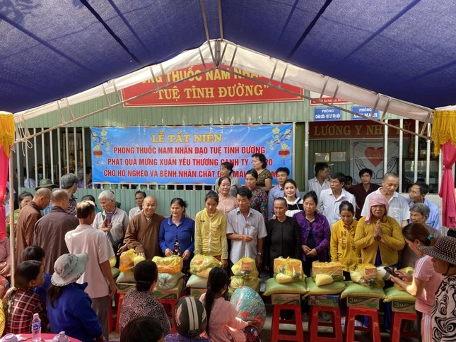 Phật giáo các huyện thực hiện “Tết yêu thương” ảnh 1 63bf3486b4804cde1591.jpg