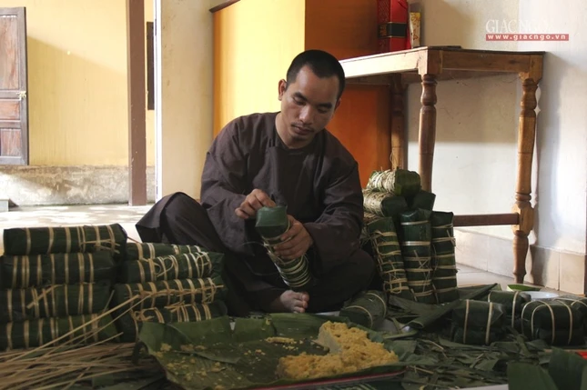 Chùa ở cố đô Huế những ngày cuối năm ảnh 9 11.jpg