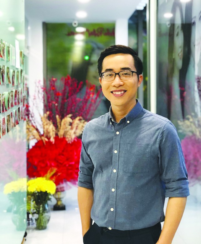 Trước thềm xuân, MC Phú Lộc nói về gia đình ảnh 1 Anh Phu Loc.jpg