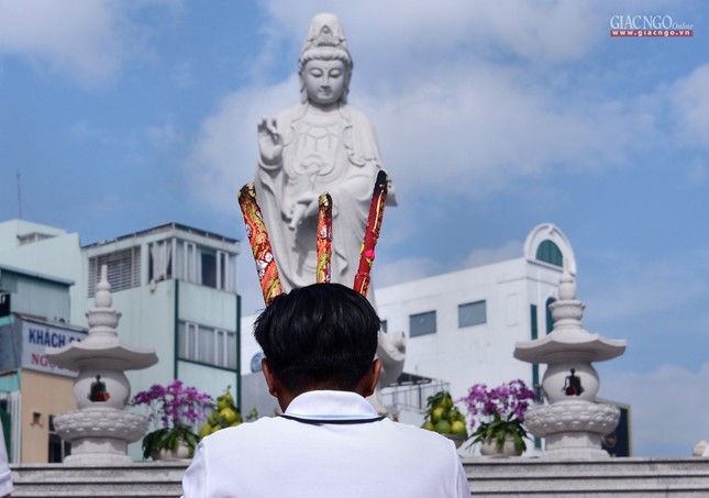 Ram thang Gieng (11).JPG