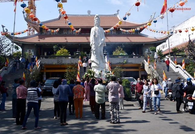 Ram thang Gieng (15).JPG