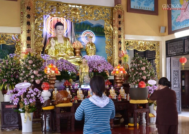 Ram thang Gieng (21).JPG