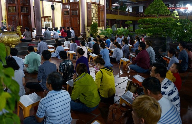 Ram thang Gieng (5).JPG