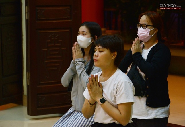 Ram thang Gieng (9).JPG