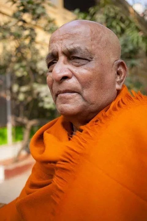 HT Tang thong Bangladesh.jpg