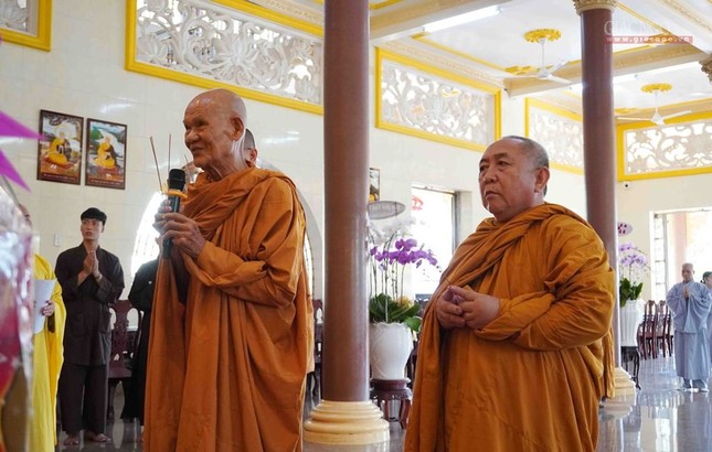 TƯGH, BTS Phật giáo TP.HCM tưởng niệm Đại lão HT.Thích Trí Tịnh ảnh 3 8tn.jpg