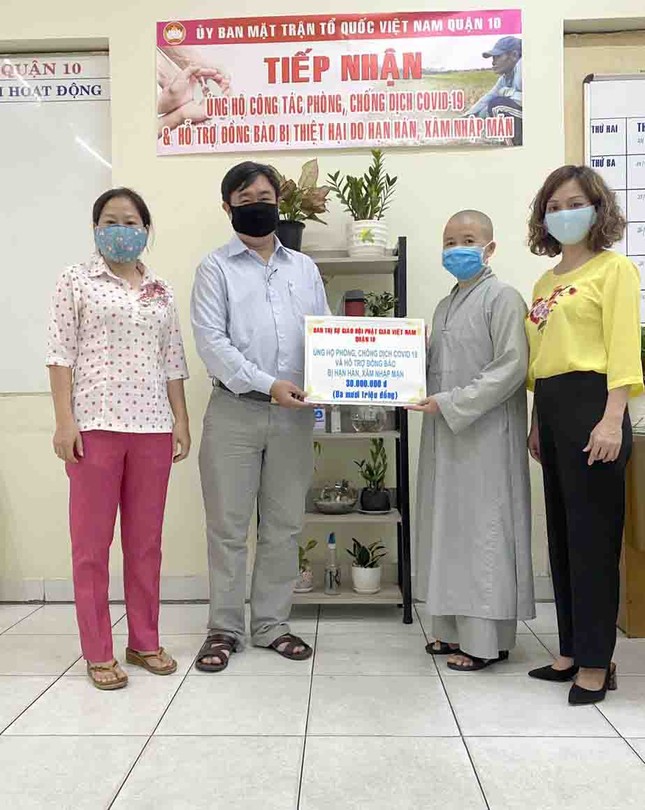 Phật giáo Q.10, H.Củ Chi đóng góp phòng chống dịch ảnh 3 3cc.jpg