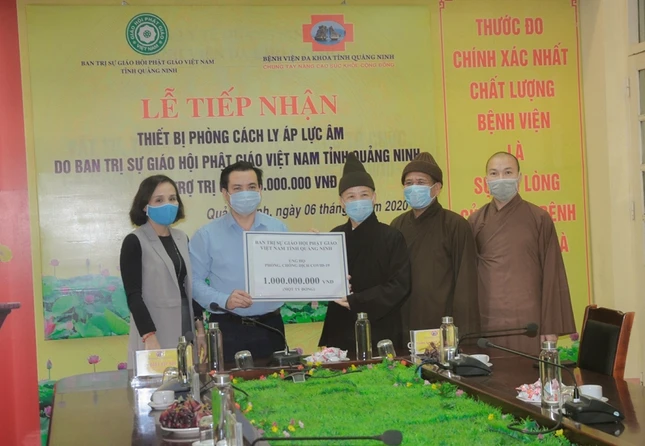 Phật giáo Quảng Ninh tặng phòng áp lực âm và 1 tỷ đồng chống dịch ảnh 2 2.jpg
