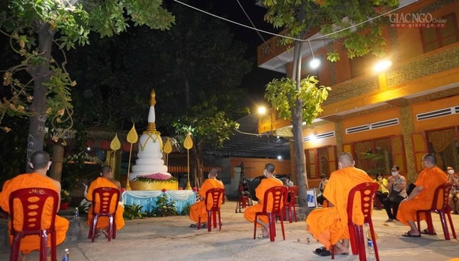 Chùa Candaransi đón năm mới trong “giãn cách xã hội” ảnh 5 10ct.jpg