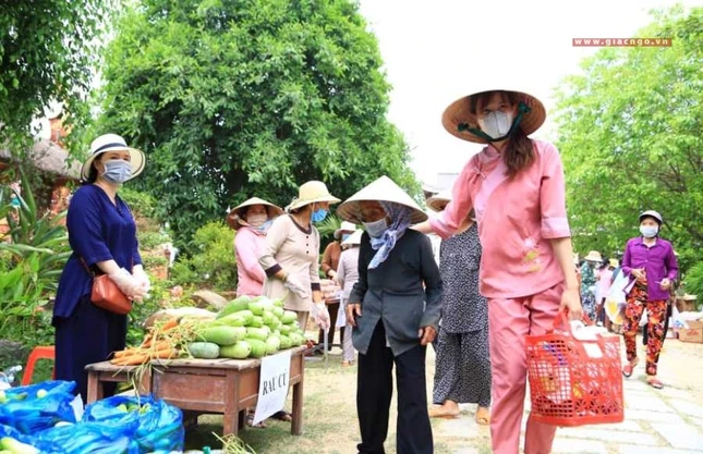 chua khanh long (4).JPG