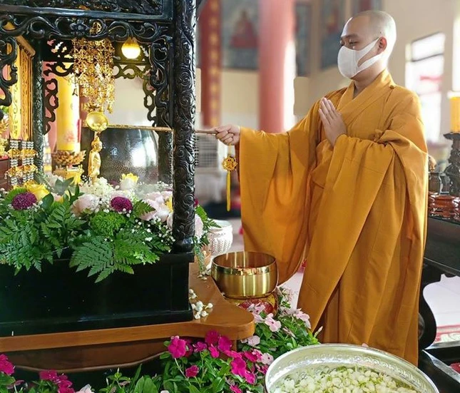 Tịnh xá Giác Hoa làm lễ Mộc dục theo Hoa tông ảnh 3 ảnh 4.jpg