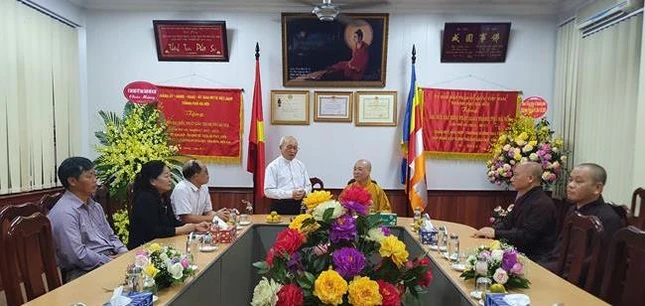 Hà Nội: Nhiều phái đoàn chúc mừng Phật đản ảnh 5 1 thambts 4.jpg