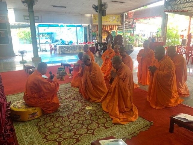 Chùa Việt Nam tại Thái Lan tác pháp An cư kiết hạ ảnh 2 A2.jpg