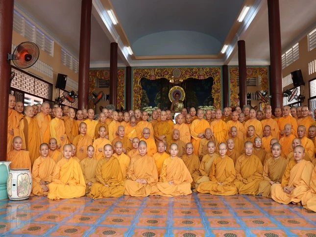 TP.HCM: Trường hạ Ngọc Phương tác pháp An cư ảnh 4 ngocphuong3.jpg