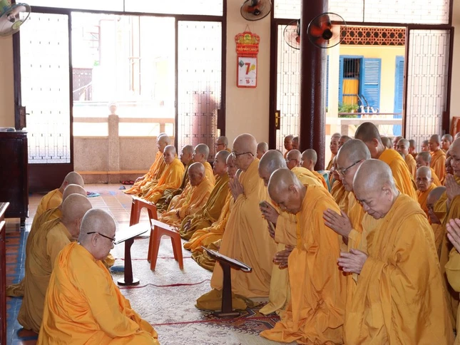 TP.HCM: Trường hạ Ngọc Phương tác pháp An cư ảnh 3 ngocphuong9.jpg