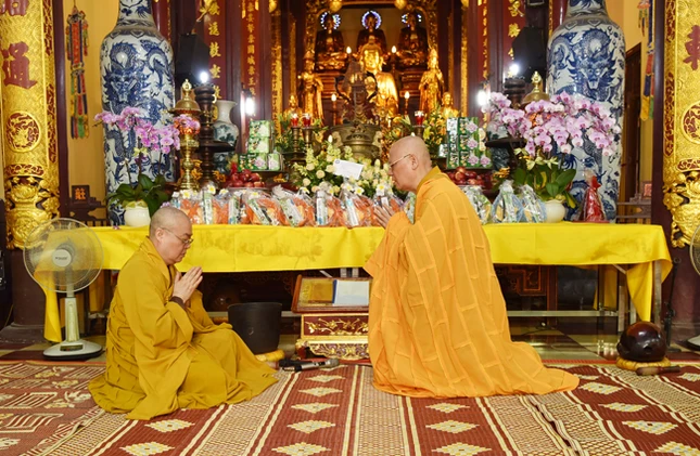 Hà Nội: Trường hạ Quán Sứ tác pháp An cư ảnh 6 HNOI 4.jpg